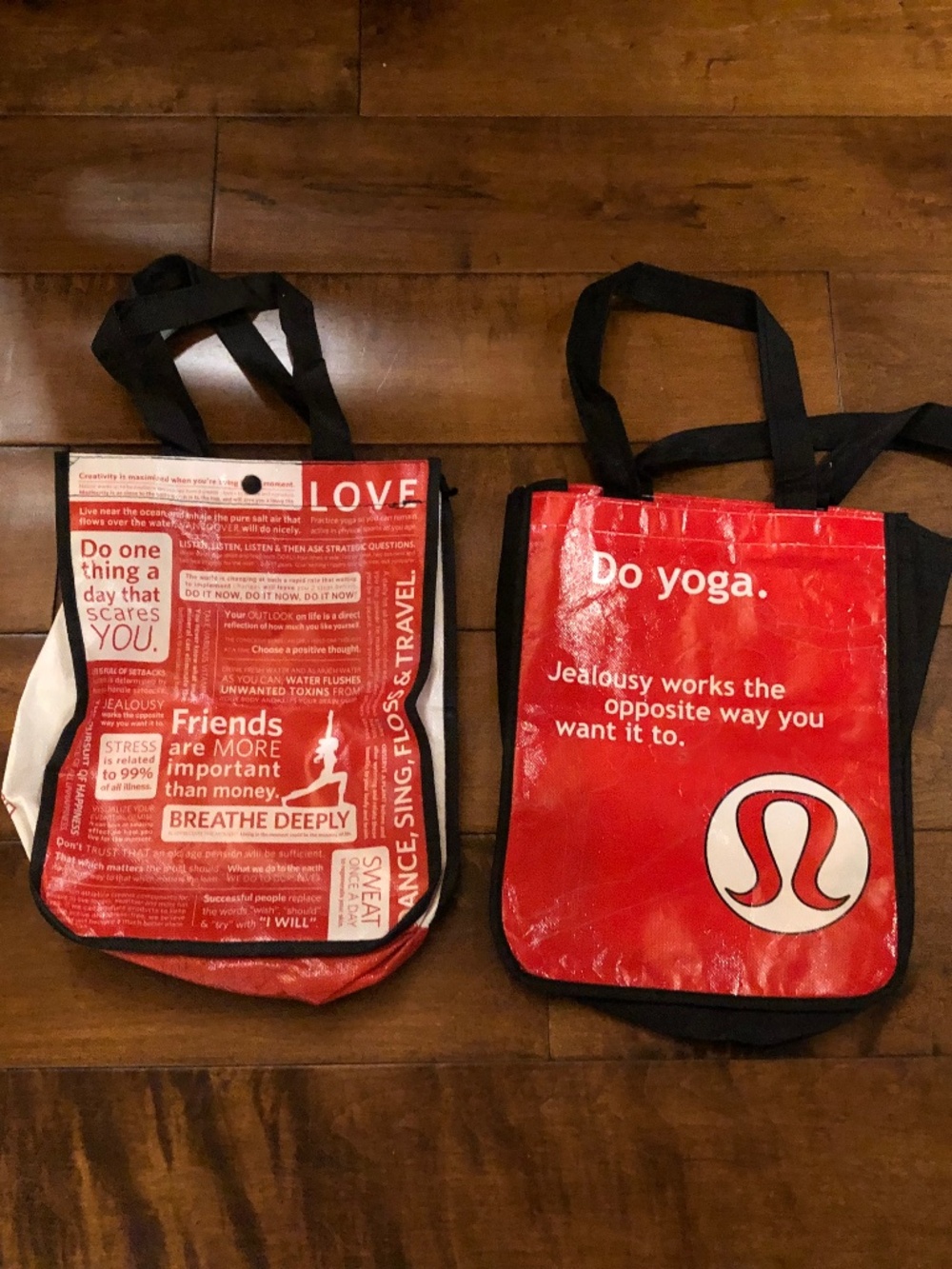 Collectable Lululemon reusable Shoppers